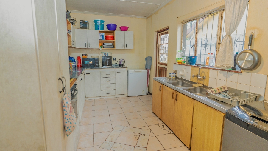 4 Bedroom Property for Sale in Summerville Western Cape